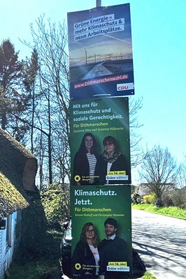 Plakate in Wesseln