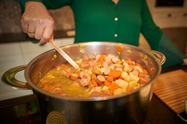 Neujahrsaempgang OV Büsum - Bild Kartoffelsuppe