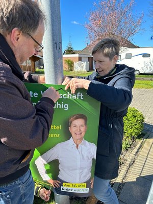 Plakate aufhängen in Brunsbüttel
